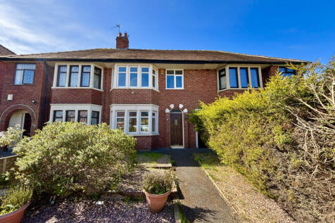 Mansfield Road, Layton FY3 3 bed terraced house for sale