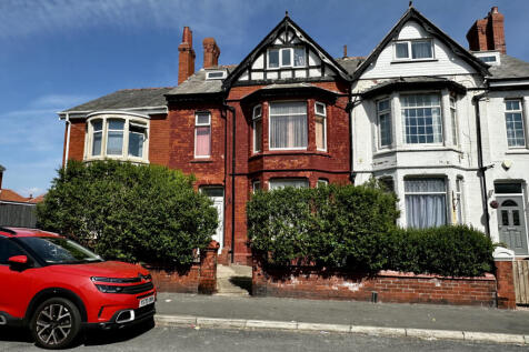 Sherbourne Road, Blackpool FY1 7 bed terraced house for sale