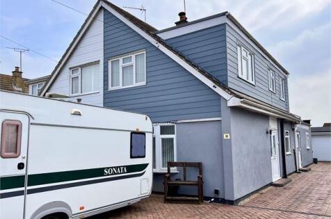 3 bedroom semi-detached bungalow for sale