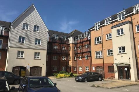 River View, Northampton 2 bed flat for sale