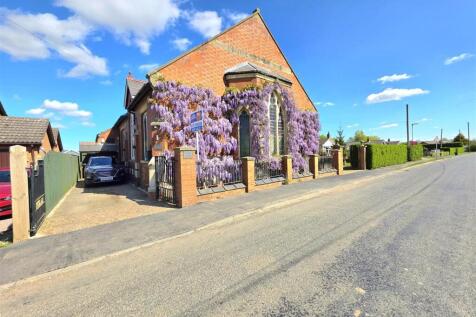 6 bedroom detached house for sale