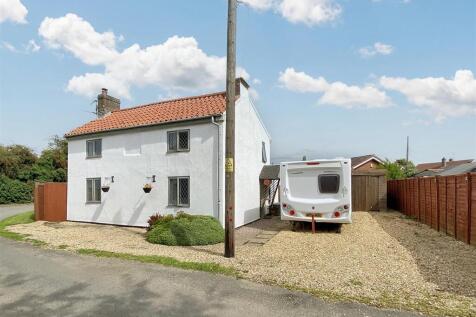 Bacons Lane, Pinchbeck 3 bed detached house for sale