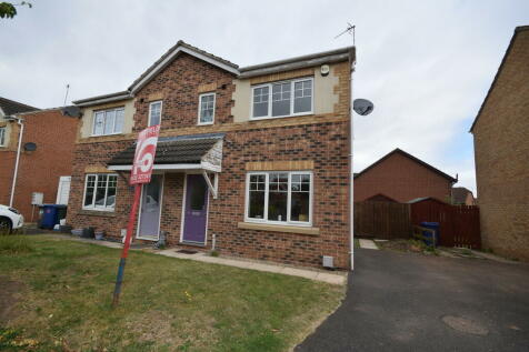 3 bedroom semi-detached house for sale