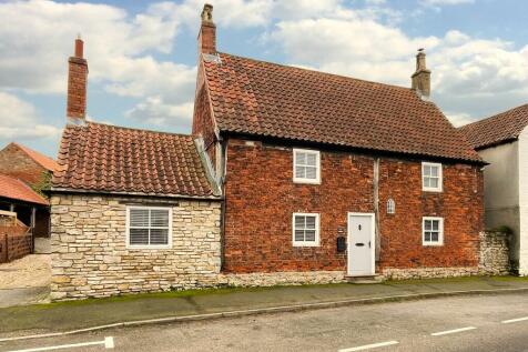 Main Street, Doncaster DN11 2 bed cottage for sale