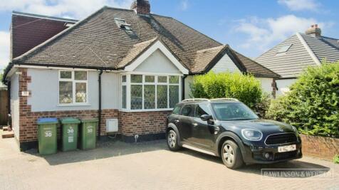 4 bedroom semi-detached bungalow for sale