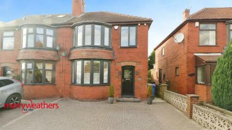 3 bedroom semi-detached house for sale