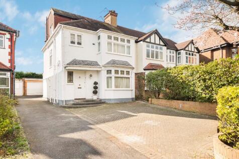 4 bedroom semi-detached house for sale