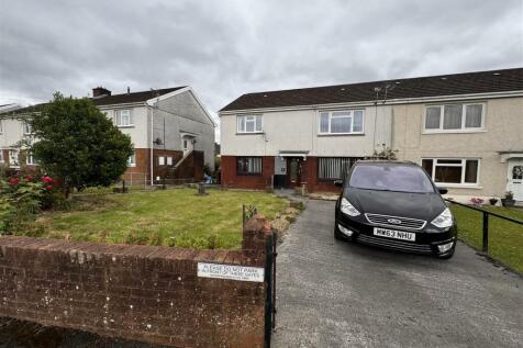 Llwyd Road, Ammanford 2 bed flat for sale