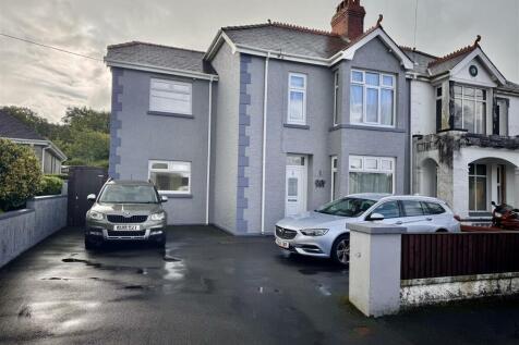 Bethesda Road, Tumble, Llanelli 3 bed semi