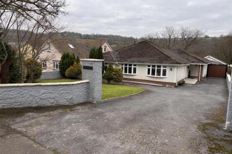 Milo, Llandybie, Ammanford 4 bed detached bungalow for sale