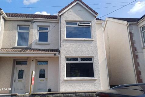 Bethesda Road, Tumble, Llanelli 3 bed semi