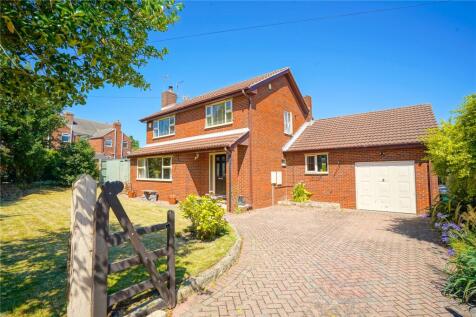 Austwood Lane, Braithwell, Rotherham... 3 bed detached house for sale