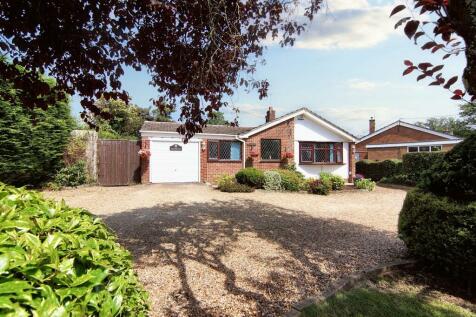 3 bedroom detached bungalow for sale