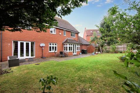 5 bedroom detached house for sale