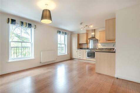 Ashbourne Court, Winton Close... 2 bed apartment for sale