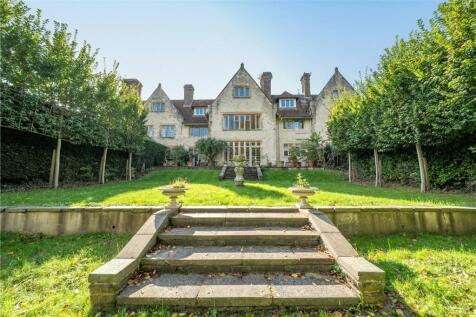 Hawkley, Liss, Hampshire, GU33 3 bed apartment for sale