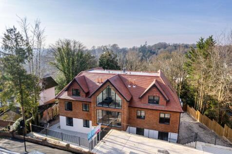 Seaton Court, Russell Hill, Purley 3 bed apartment for sale