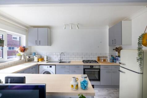 1 bedroom apartment for sale