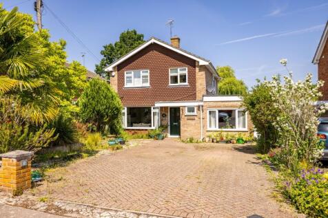 Haywardens, Lingfield, RH7 3 bed detached house for sale
