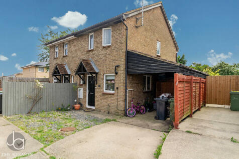 2 bedroom semi-detached house for sale