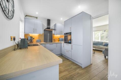 Gwynedd Avenue, Cockett, Swansea 2 bed terraced house for sale