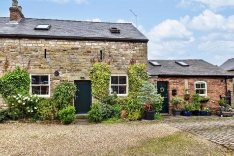 2 bedroom semi-detached house for sale