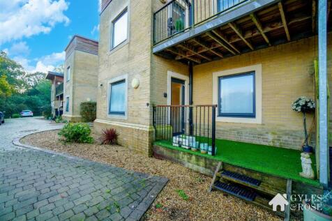Abberton Grange 2 bed flat for sale