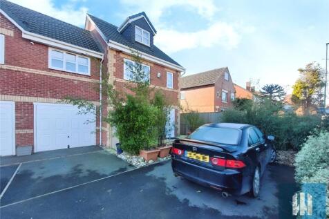 Treetop Mews, South Kirkby... 4 bed townhouse for sale