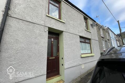 Phillip Street, Caegarw 2 bed terraced house for sale