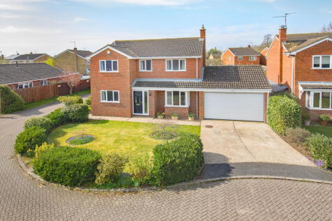 Pound Close, Corby NN18 4 bed detached house for sale