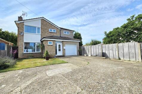 Admirals Walk, Gosport PO12 4 bed detached house for sale