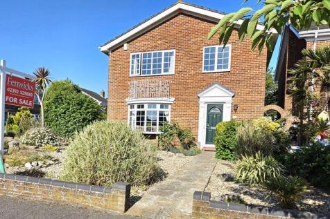 Jellicoe Avenue, Gosport PO12 4 bed detached house for sale