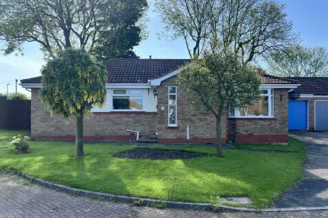 2 bedroom detached bungalow for sale