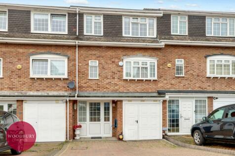 4 bedroom terraced house for sale