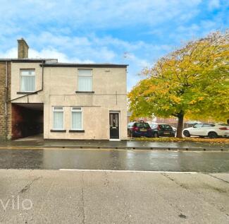 3 bedroom end of terrace house for sale