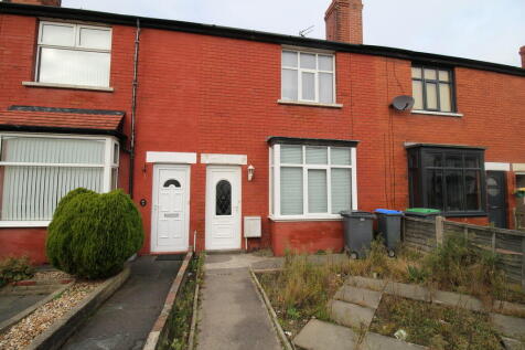 Beardshaw Avenue, Blackpool FY1 2 bed terraced house for sale