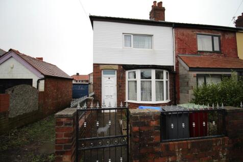 Sowerby Avenue, Blackpool FY4 2 bed end of terrace house for sale