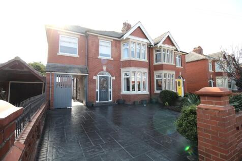 St. Lukes Road, Blackpool FY4 4 bed semi