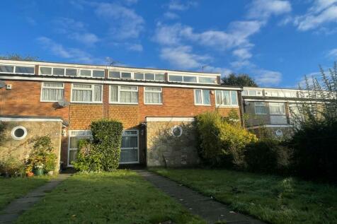 Terraced house for sale