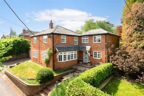 Popes Lane, Cookham Dean, Berkshire, SL6 5 bed detached house for sale