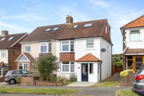 4 bedroom semi-detached house for sale