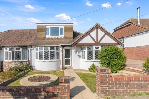 4 bedroom chalet for sale