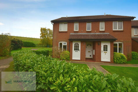 1 bedroom maisonette for sale