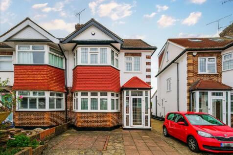 4 bedroom semi-detached house for sale