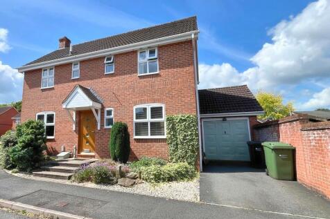 Bronte Drive, Ledbury 4 bed detached house for sale