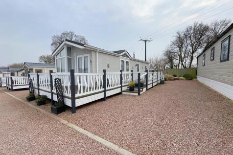 Trumpet 2 bed mobile home for sale