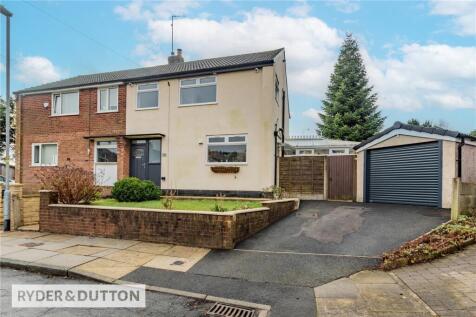 Barlow Moor Close, Rochdale, Greater... 3 bed semi