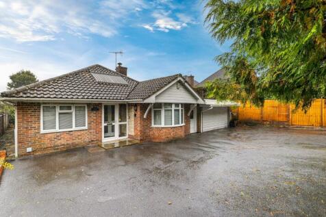 3 bedroom detached bungalow for sale