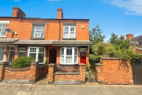 2 bedroom end of terrace house for sale