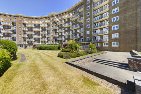 Marine Parade, Dover 2 bed apartment for sale